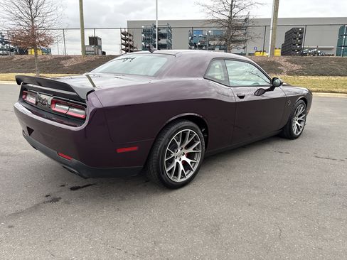 Used 2022 Dodge Challenger SRT Hellcat Redeye image 9