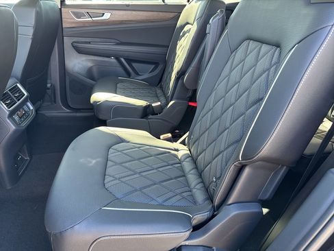 New 2026 Volkswagen Atlas SEL Premium R-Line AWD/4WD image 11