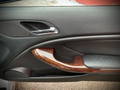 Used 2001 BMW 325Ci Convertible image 18