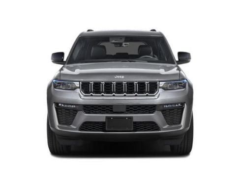Used 2026 Jeep Grand Cherokee Limited AWD/4WD image 4