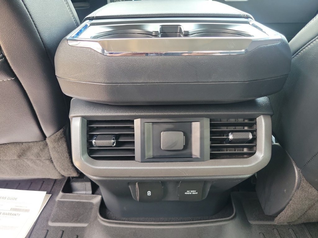 Used 2023 Ford F150 Lariat AWD/4WD image 11