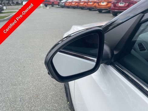 Certified 2025 Nissan Sentra SR w/ Midnight Edition image 36