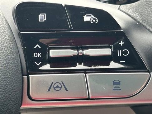 Used 2023 Hyundai Tucson SEL image 12