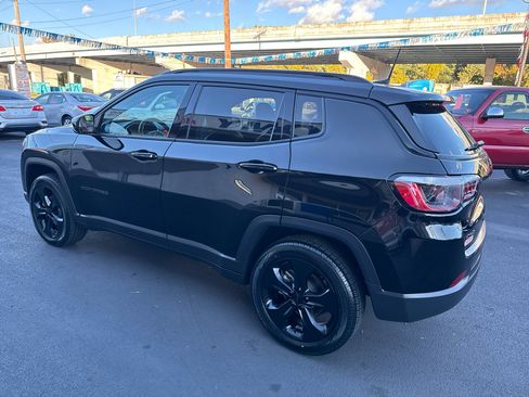 Used 2021 Jeep Compass Altitude w/ Sun & Sound Group image 6