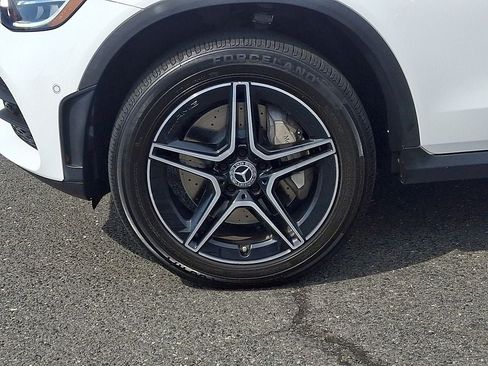 Used 2022 Mercedes-Benz GLC 300 4MATIC image 8