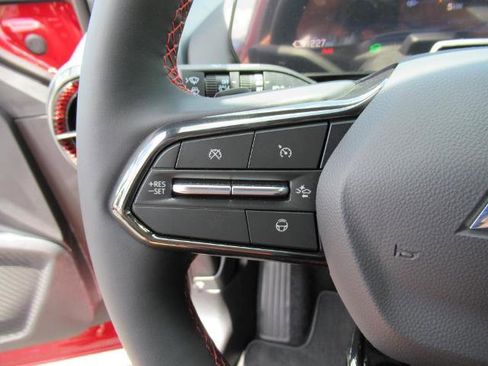 New 2025 Chevrolet Equinox EV RS image 23