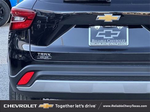 New 2026 Chevrolet Trax LT w/ Driver Confidence Package image 7