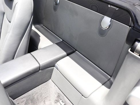 Used 2005 Mercedes-Benz SL 600 image 24