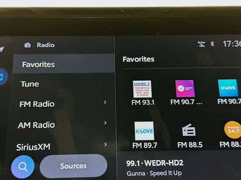 Used 2023 Toyota Corolla LE image 24