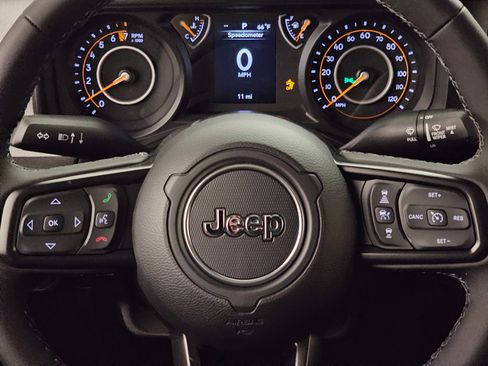 New 2026 Jeep Gladiator Sport image 18