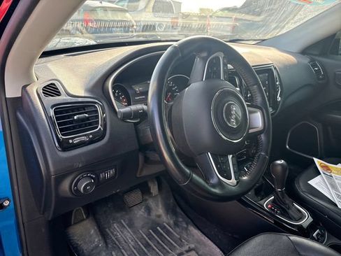Used 2021 Jeep Compass Limited w/ Elite Interior Group AWD/4WD image 8