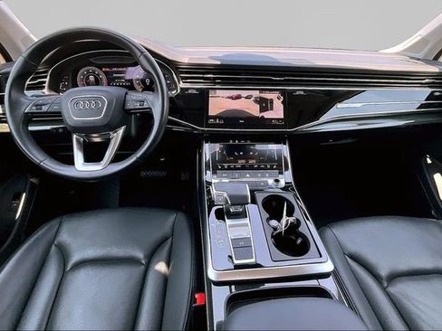 Used 2023 Audi Q7 3.0T Premium Plus w/ Premium Plus Package AWD/4WD image 15