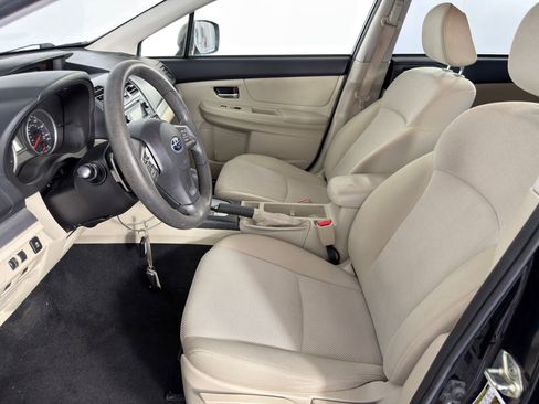 Used 2014 Subaru Crosstrek 2.0i Premium w/ Moonroof Package image 5