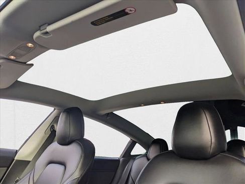 Used 2022 Tesla Model 3 Long Range image 15