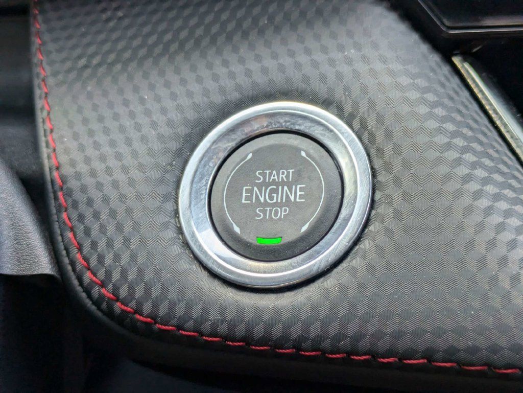 Used 2026 Chevrolet Equinox RS w/ Convenience Package III FWD image 30
