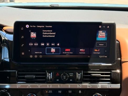 New 2026 Nissan Pathfinder Platinum AWD/4WD image 27