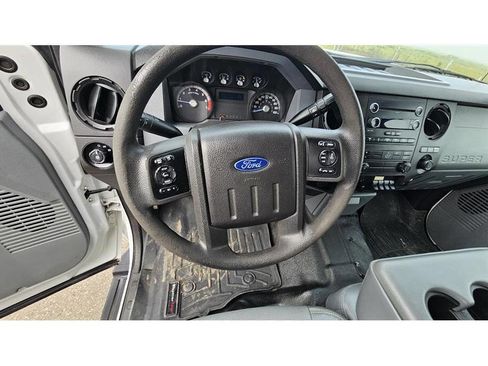 Used 2015 Ford F350 XL image 22