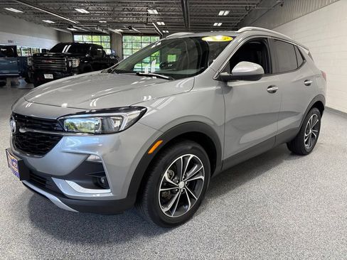 Used 2023 Buick Encore GX Select w/ Safety Package II FWD image 3