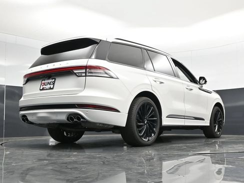 Used 2025 Lincoln Aviator Reserve w/ Equipment Group 201A AWD/4WD image 56
