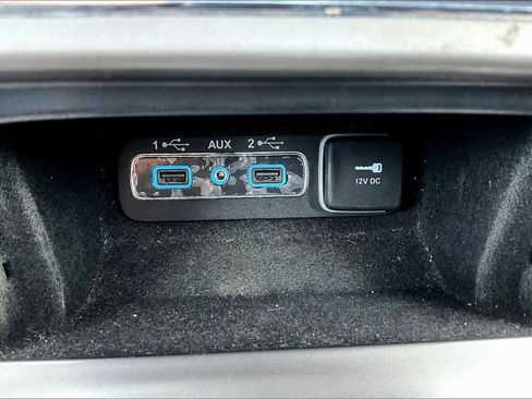 Used 2021 Jeep Grand Cherokee Laredo X image 26