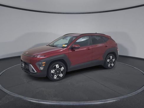 Used 2025 Hyundai Kona SEL FWD image 7