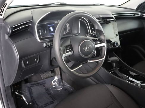 Used 2023 Hyundai Tucson SE AWD/4WD image 25