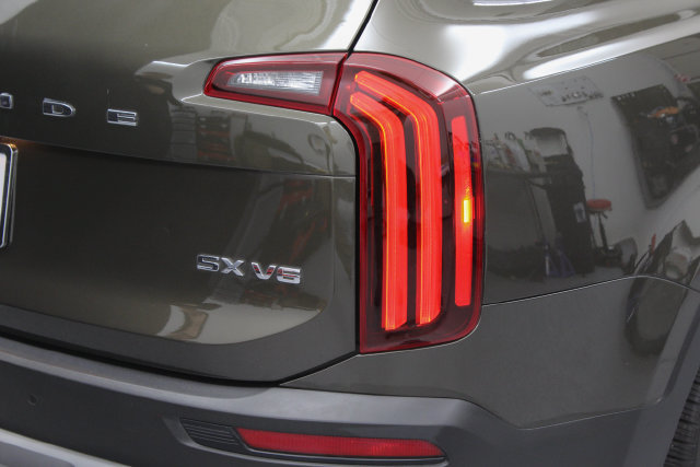 Used 2021 Kia Telluride SX AWD/4WD image 10
