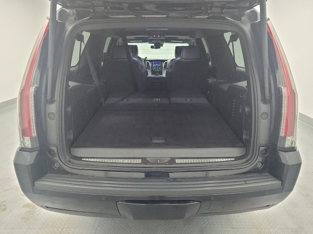 Used 2017 Cadillac Escalade ESV Platinum AWD/4WD image 29