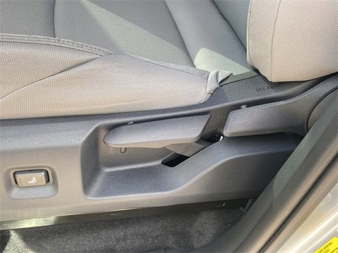 New 2026 Toyota Tacoma SR5 image 16