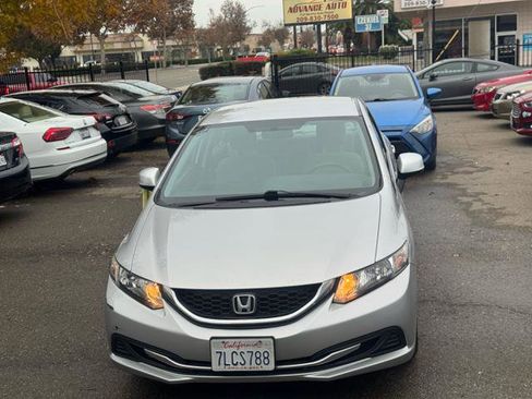 Used 2013 Honda Civic LX image 3