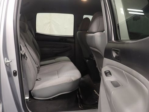 Used 2015 Toyota Tacoma 4x4 Double Cab image 17