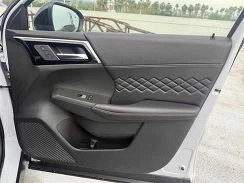 New 2025 Mitsubishi Outlander SEL Black Edition image 26