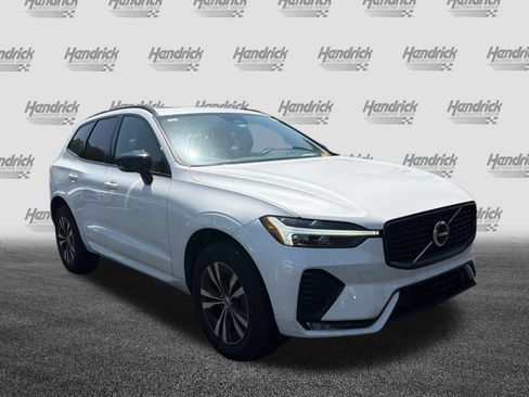 Certified 2024 Volvo XC60 B5 Core w/ Protection Package Premier AWD/4WD image 40