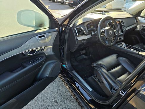 Certified 2023 Volvo XC90 T8 Ultimate image 21