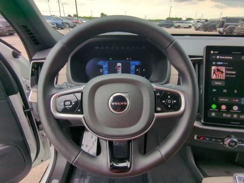 Certified 2026 Volvo XC90 B6 Plus AWD/4WD image 21