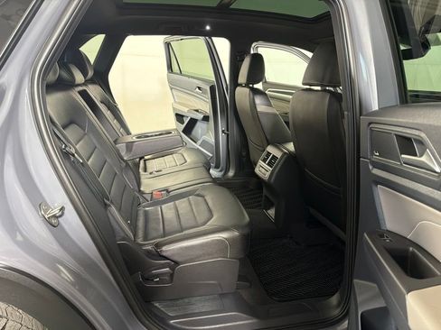 Used 2023 Volkswagen Atlas Cross Sport SEL Premium R-Line AWD/4WD image 22