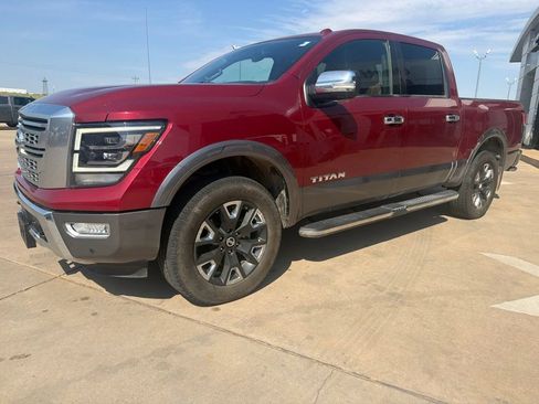 Used 2021 Nissan Titan Platinum Reserve w/ Moonroof Package AWD/4WD image 7