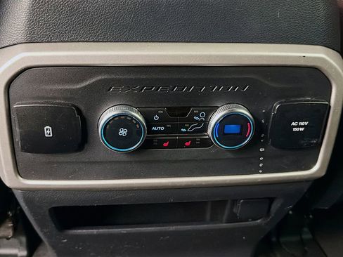 Used 2024 Ford Expedition Max Limited image 27