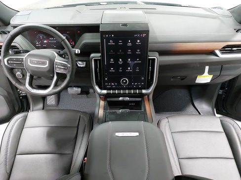 New 2026 GMC Yukon XL Denali w/ Sun & Power Step Package AWD/4WD image 9