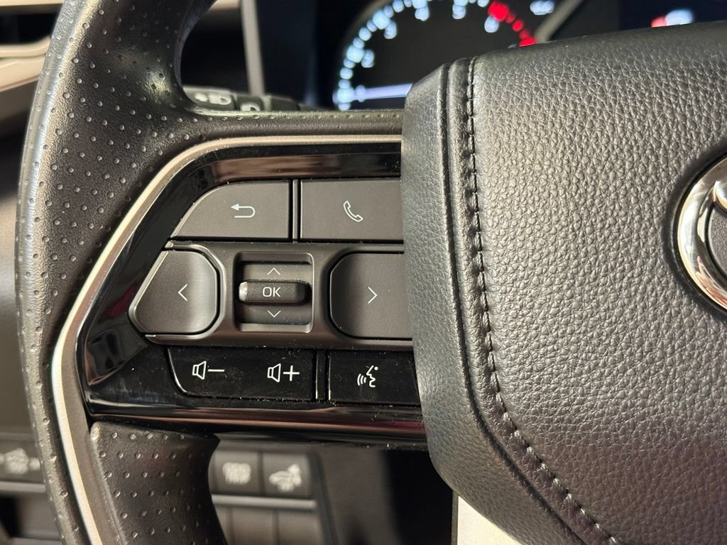 Used 2024 Toyota Tundra SR5 w/ SR5 Convenience Package AWD/4WD image 38