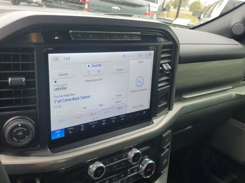 Used 2024 Ford F150 Lariat w/ FX4 Off-Road Package image 51