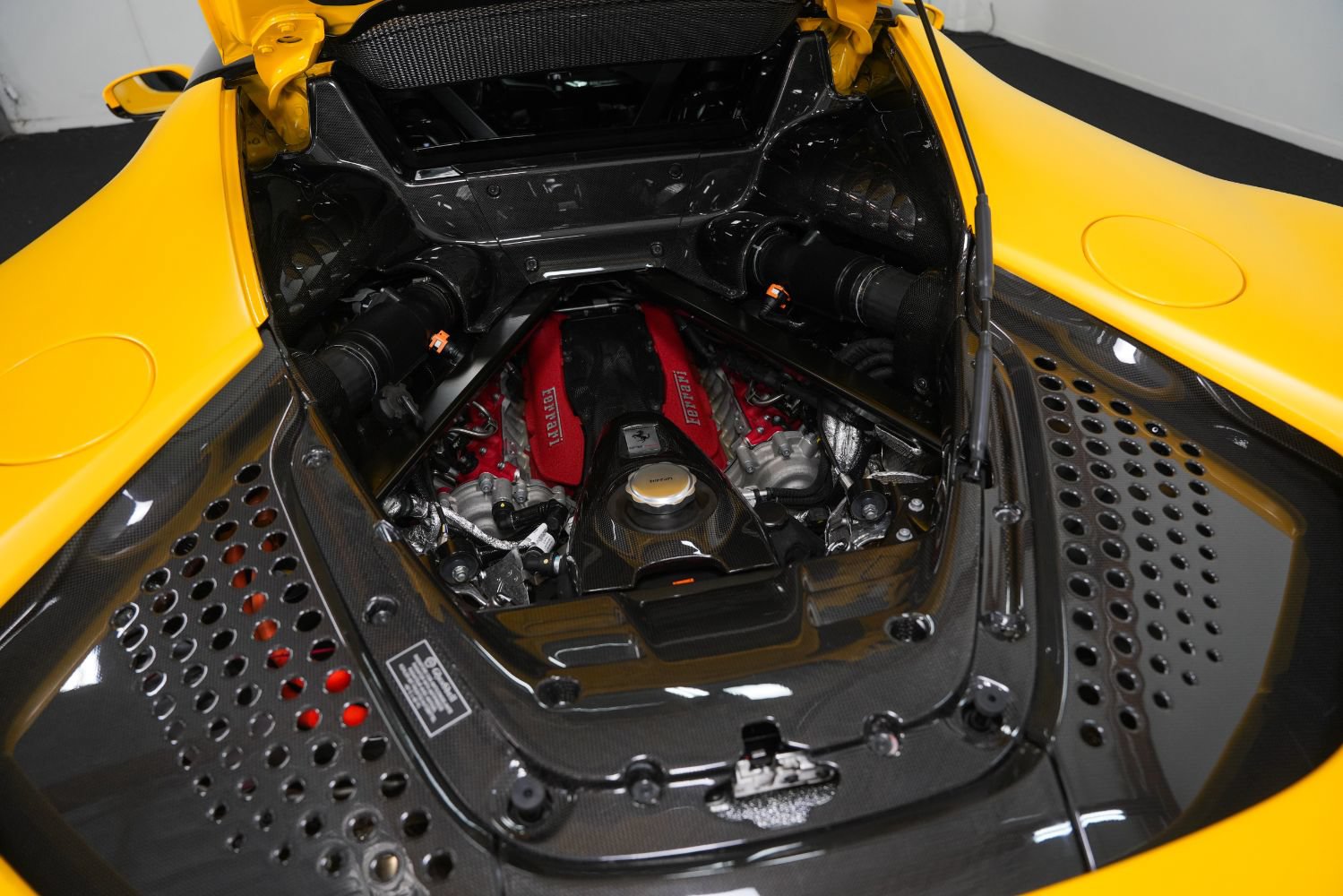 Used 2023 Ferrari SF90 Stradale AWD/4WD image 55