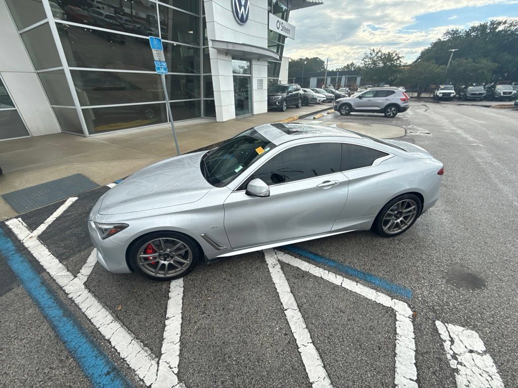 Used 2019 INFINITI Q60 3.0t Luxe w/ Cargo Package RWD image 28