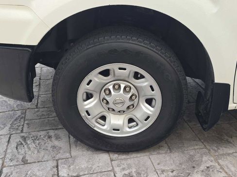 Used 2020 Nissan NV 2500 SV image 8