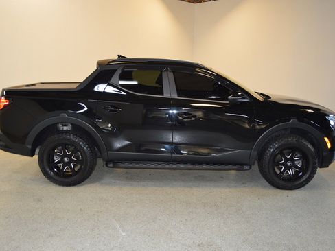 Used 2022 Hyundai Santa Cruz SEL Premium image 2