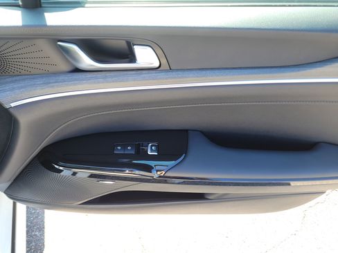 Used 2025 Kia K5 EX FWD image 10