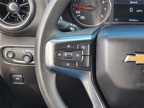 Used 2024 Chevrolet Blazer LT w/ Convenience Package image 26