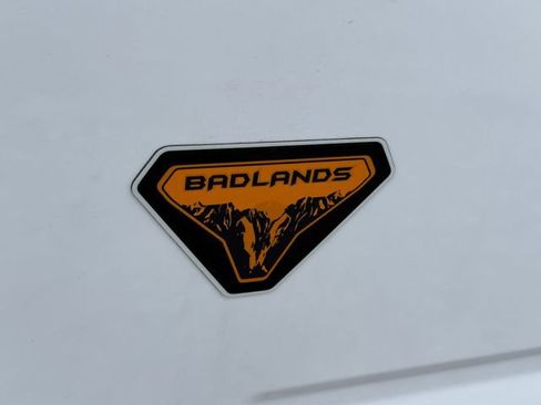 Used 2025 Ford Bronco Sport Badlands image 17