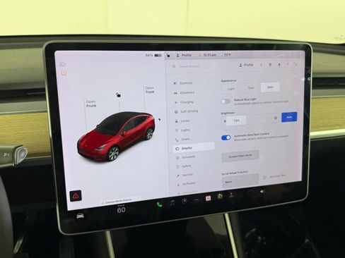 Used 2021 Tesla Model Y Long Range AWD/4WD image 34