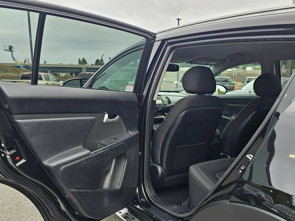 Used 2012 Kia Sportage EX AWD/4WD image 24
